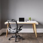 operator task chair black mesh