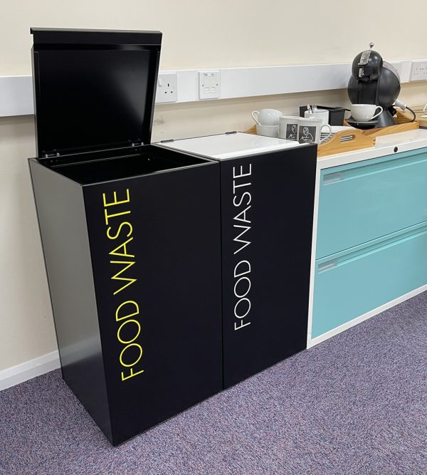 recycling bin with hinged lid with food waste lettering