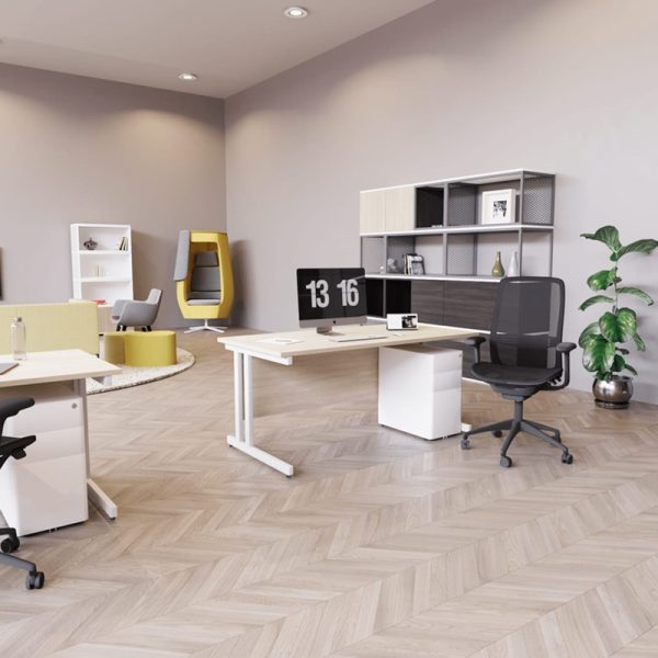 london office desk in office