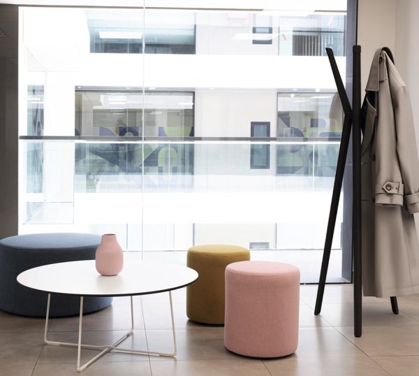 coat stand aluminium in reception